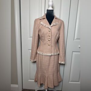 VINTAGE Maggie London tweed skirt suit